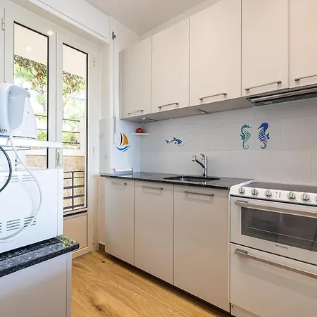 Appartement Bellochio - 2bdr With Sea View - Ac - Parking *