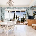 Bellochio - 2bdr With Sea View - Ac - Parking Apartment