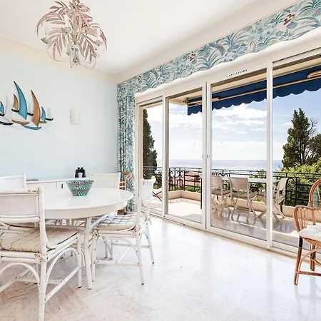 Bellochio - 2bdr With Sea View - Ac - Parking Apartment