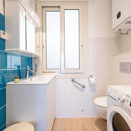 Bellochio - 2bdr With Sea View - Ac - Parking 公寓