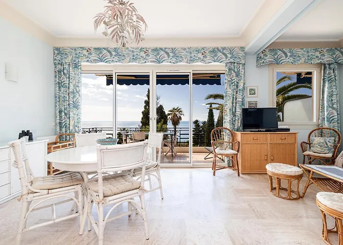 Bellochio - 2bdr With Sea View - Ac - Parking アパート