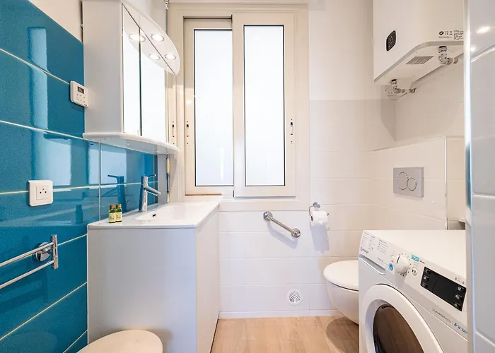 Bellochio - 2bdr With Sea View - Ac - Parking דירה