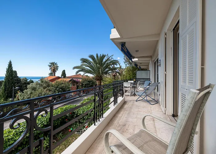 Bellochio - 2bdr With Sea View - Ac - Parking דירה *