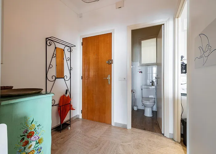 Bellochio - 2bdr With Sea View - Ac - Parking * マントン